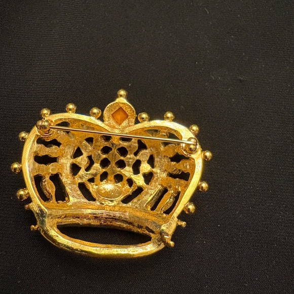 pin - Picture 2 of 2